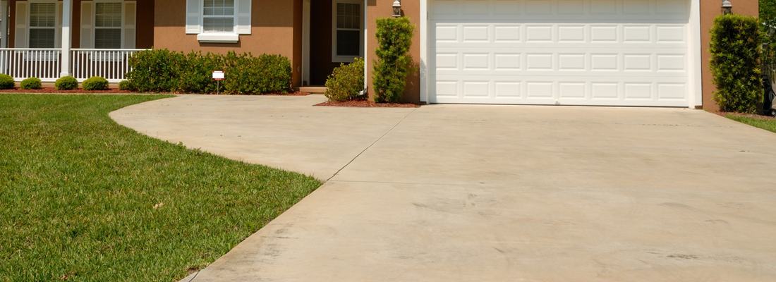 seal concrete driveway